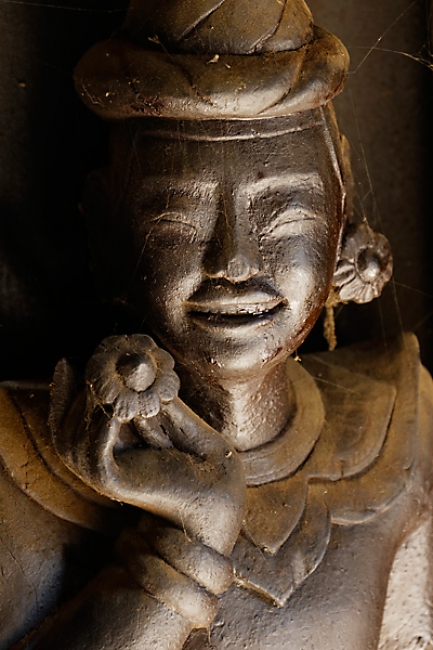 Mandalay-Shwe Inn Bin-040